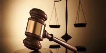 حوار الجوارح  ومحاكمة قلب  وقصيدة ” لست قلبى “