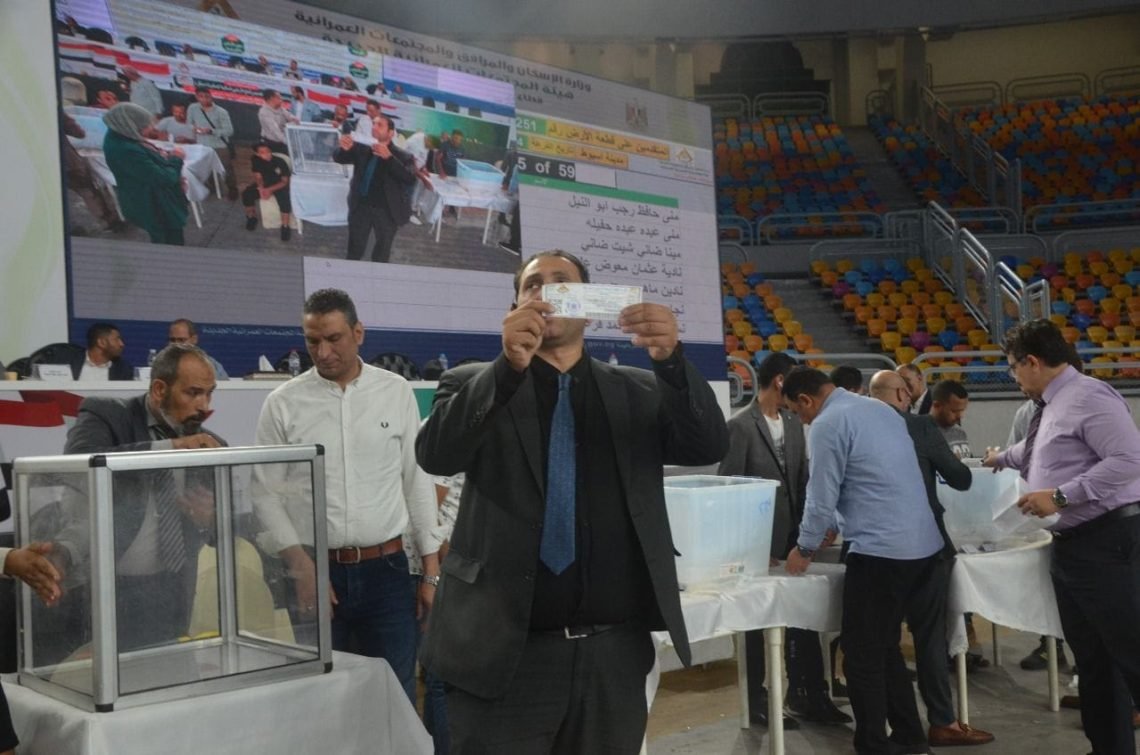 وزير الإسكان: استكمال قرعة تخصيص الأراضي السكنية بمدينتي أسيوط الجديدة وناصر غرب أسيوط بين 12029 مواطنا