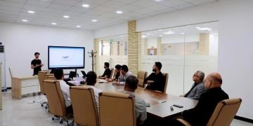 جامعة الفرات الأوسط التقنية تقيم دورة تدريبية عن استخدام قاعدة بيانات البحث العلمي الالكترونية