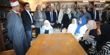 محافظ بني سويف يستقبل وزير الثقافة في مستهل زيارته للمحافظة