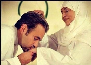 الطبيب الشاعر إسلام الحاوى وقصيدة ” أمى “