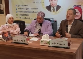 الرواية المصرية الغضة قادمة والكاتبة الناشئة ” يارا القمحاوى “